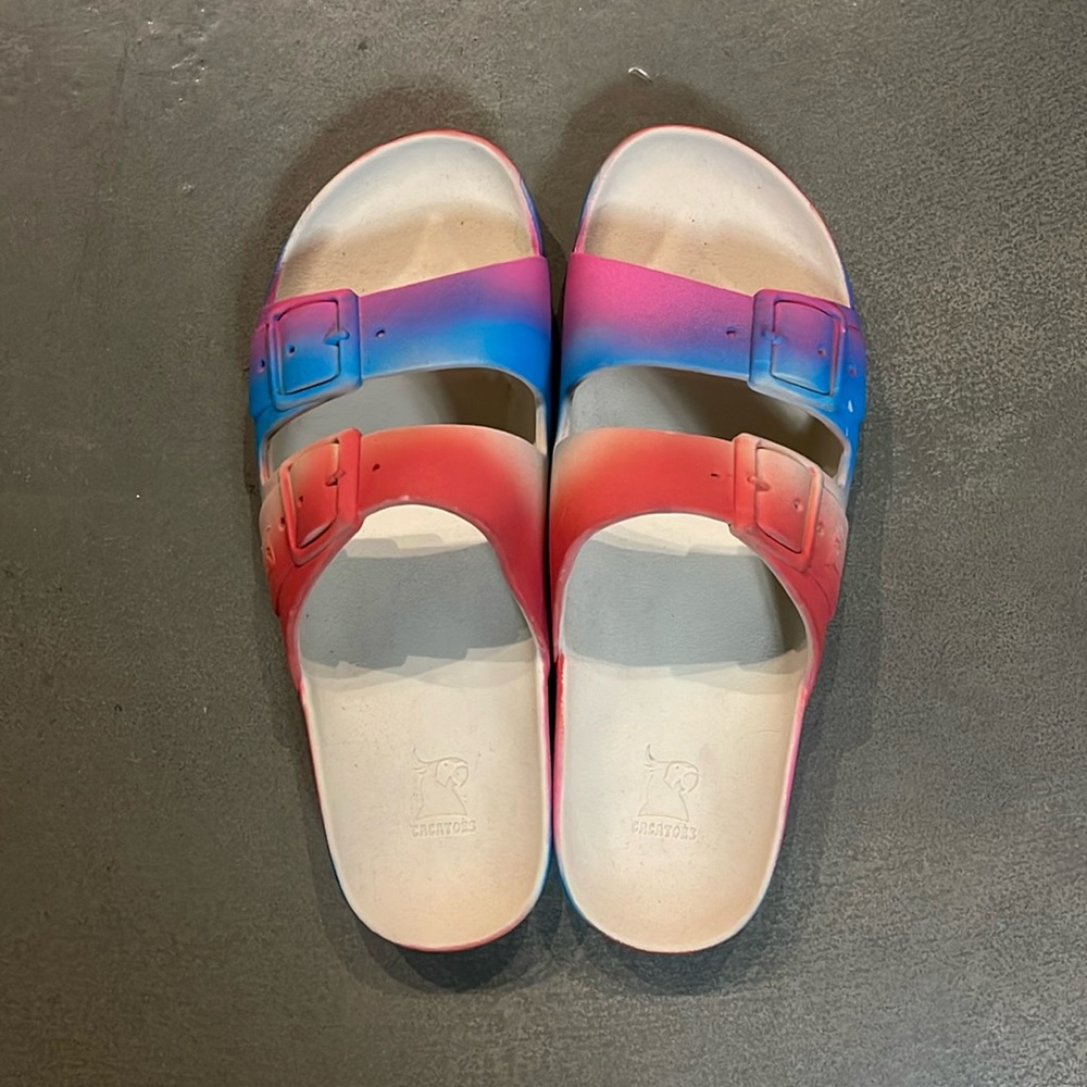 Cacatoes Flat Sandals (size 41/42) Blue/Purple/Red ombré
